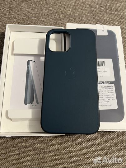 Чехлы на айфон