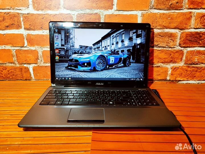 Asus A52J - Core i3 \ 3 Озу \ 512 Видео \ 250 HDD