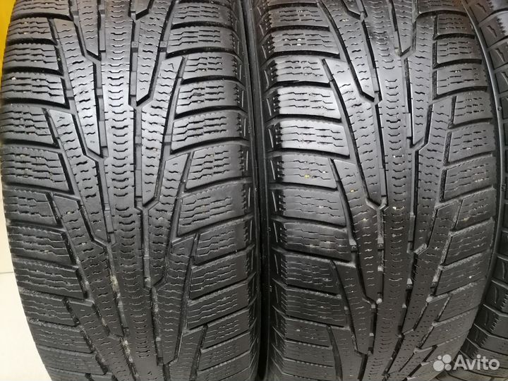 Nokian Tyres Hakkapeliitta R SUV 215/65 R16
