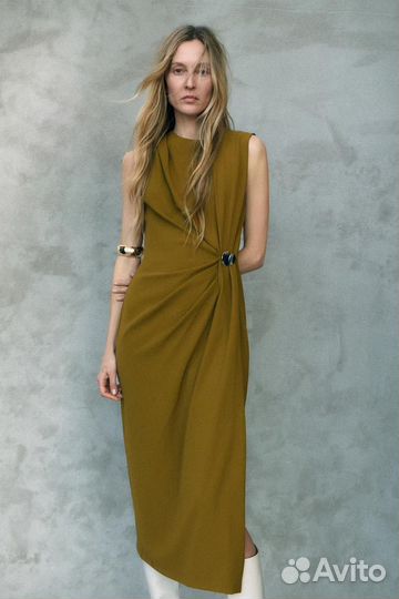 Платье zara с деталью