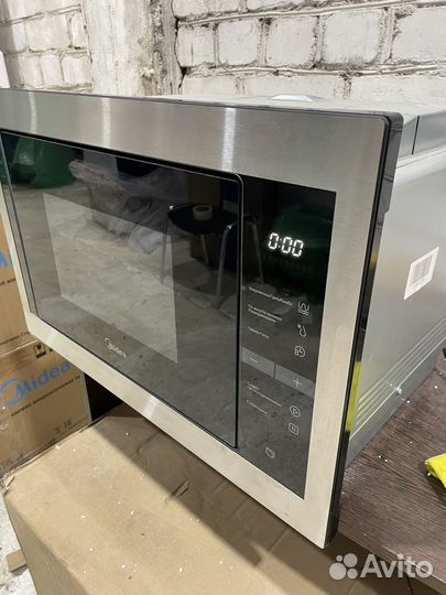 Встраиваемая микроволновая печь Midea 25Литров