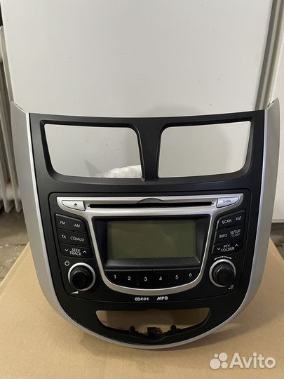 Штатная магнитола на hyundai solaris 1