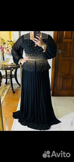 Вечерние и домашние платья