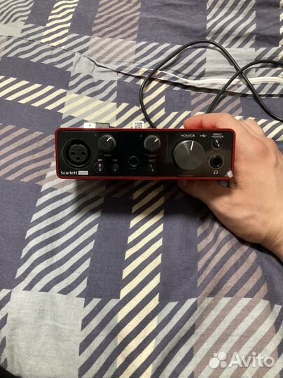 Внешняя звуковая карта scarlett