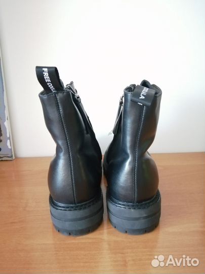 Ботинки женские зима 38,5р. Rita Bravuro кожа