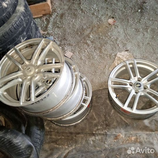 Продам литые диски r15 4:98