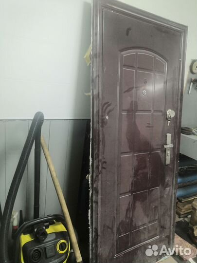 Дверь входная бу