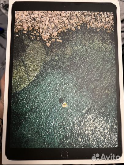 Коробка от iPad pro 2017