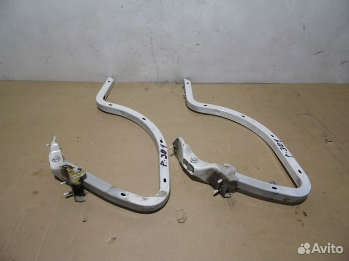 Петли багажника Пежо 301