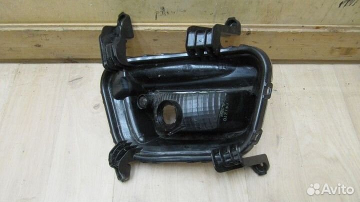 Фара противотуманная левая Kia Rio 2011-2017