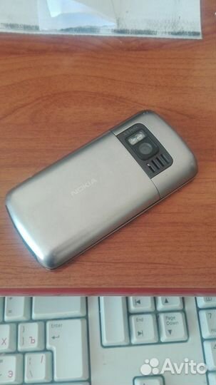 Nokia C6-01
