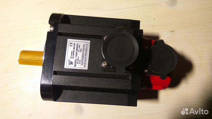 Серводвигатели разные 0,75 - 3 кВт + серводрайверы