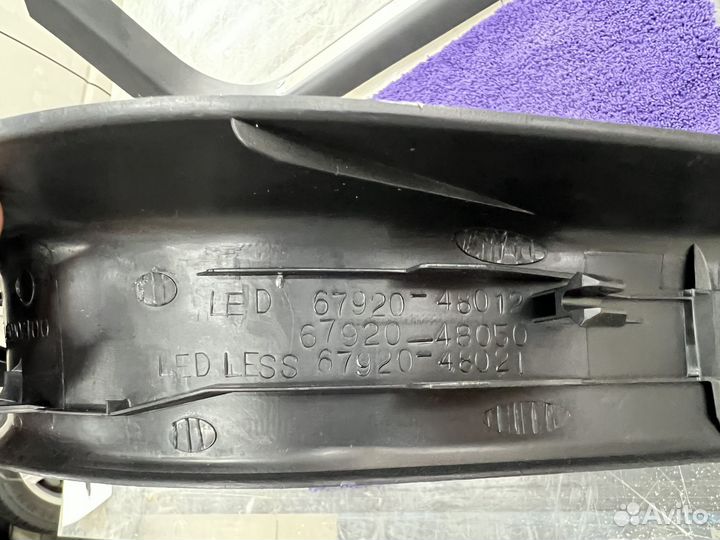 Lexus RX накладки порогов с подсветкой