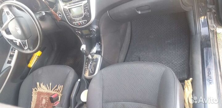 Hyundai Solaris 1.6 AT, 2011, 230 000 км