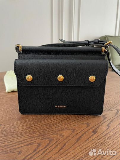 Женская сумка Burberry