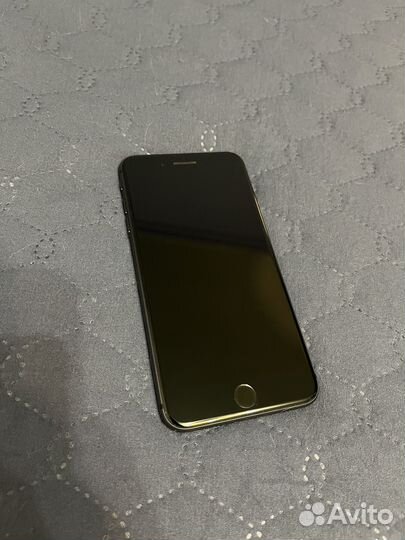 iPhone 8 Plus, 64 ГБ