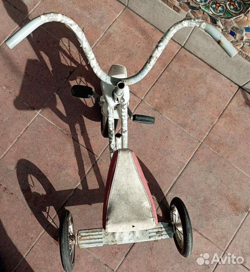 Детский трехколесный велосипед 