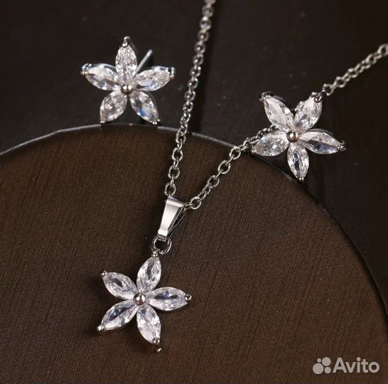 Серьги кулоны