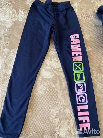 Одежда для девочки, рост 135-140