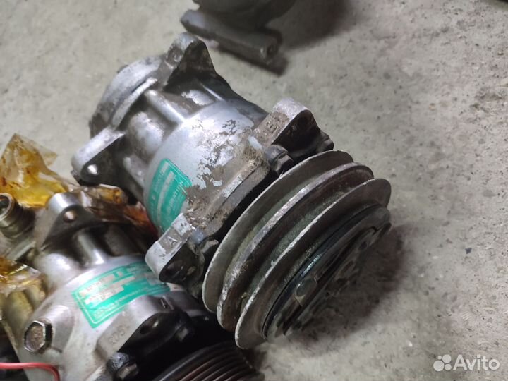 Компрессор для рефрижератора под ремонт