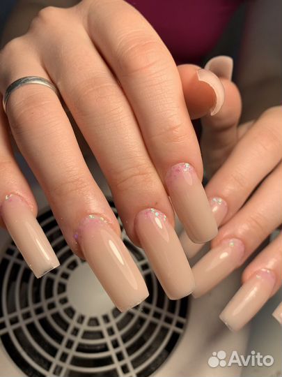 Наращивание ногтей модель