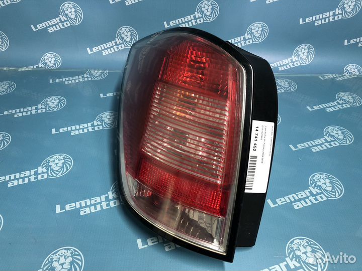 Фонарь задний левый Opel Astra H универсал