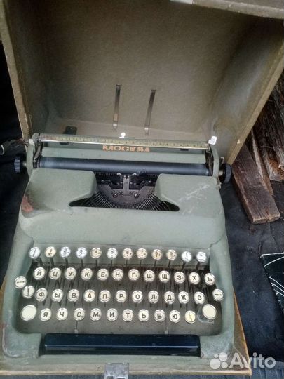 Ретро печатная машинка