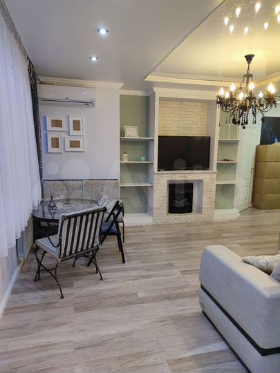 3-к. квартира, 100 м², 14/15 эт.