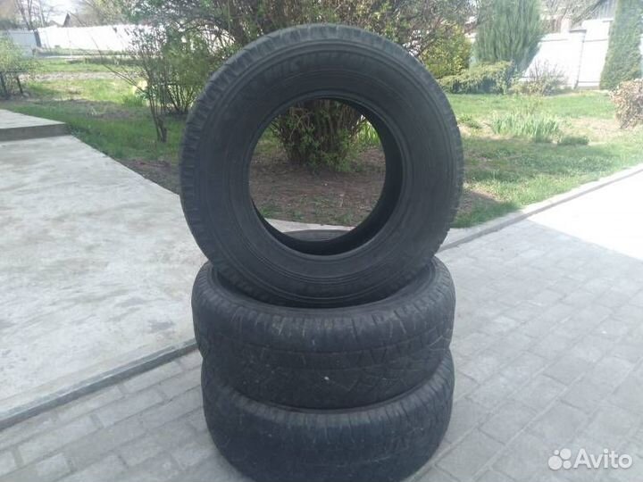 Michelin CrossClimate 245/70 R16 и 245/70 R16 70C