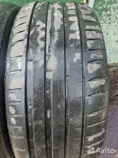 Michelin Pilot Sport 4 245/45 R19 и 275/40 R19