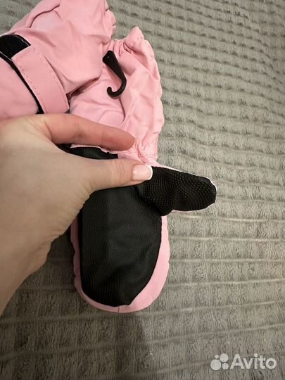 Варежки розовые 2-4