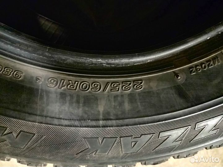 Bridgestone Blizzak MZ-03 225/60 R16 Q