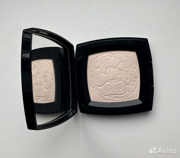 Chanel пудра хайлайтер jardin de camelias