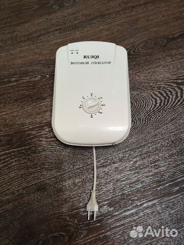 Бытовой озонатор Ruiqi для очистки воздуха