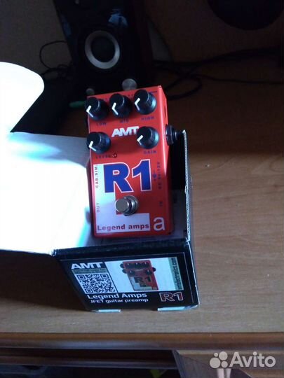 Преамп AMT R1