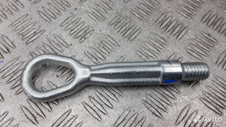 Крюк буксировочный на BMW 5 F10/f11