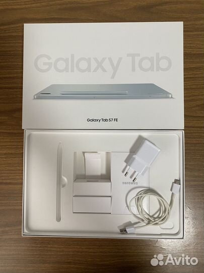Samsung galaxy tab s7 FE + LTE