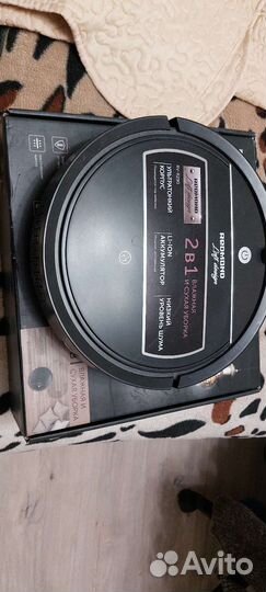 Робот пылесос redmond