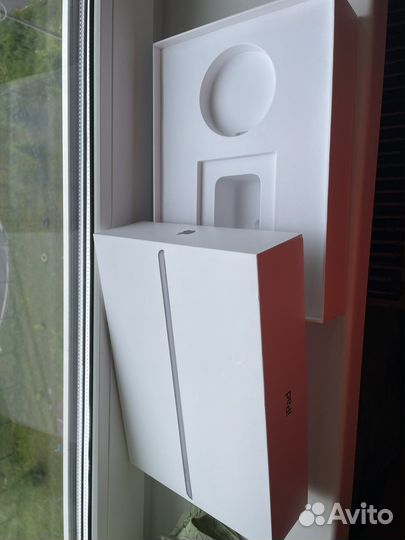 Коробка для iPad