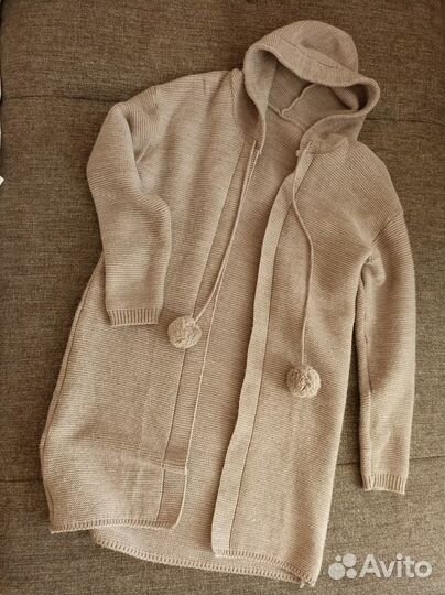 Жилетка вязаная