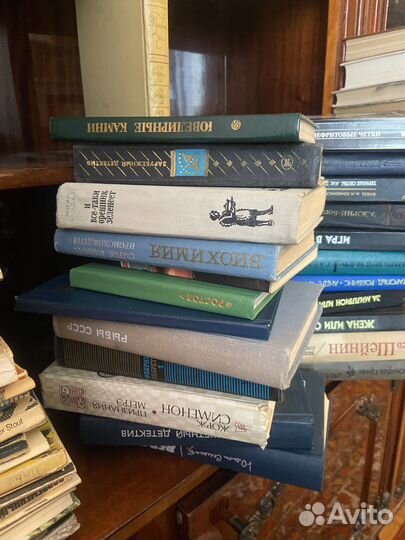 Книги отдам бесплатно