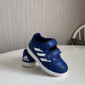 Кроссовки adidas