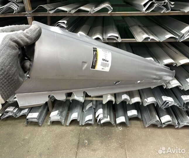 Порог левый VW Golf IV Jetta, Bora 1997-2004 (Potr