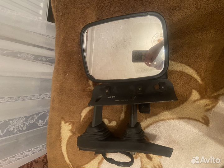 Зеркало переднее на iveco