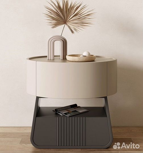 Прикроватная тумба 47*46*30см