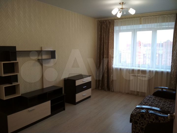 1-к. квартира, 42 м², 9/17 эт.