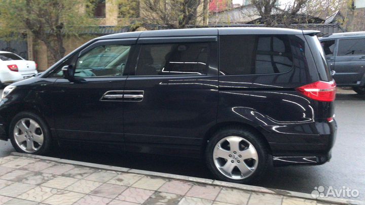 Перевозка людей на микроавтобусе