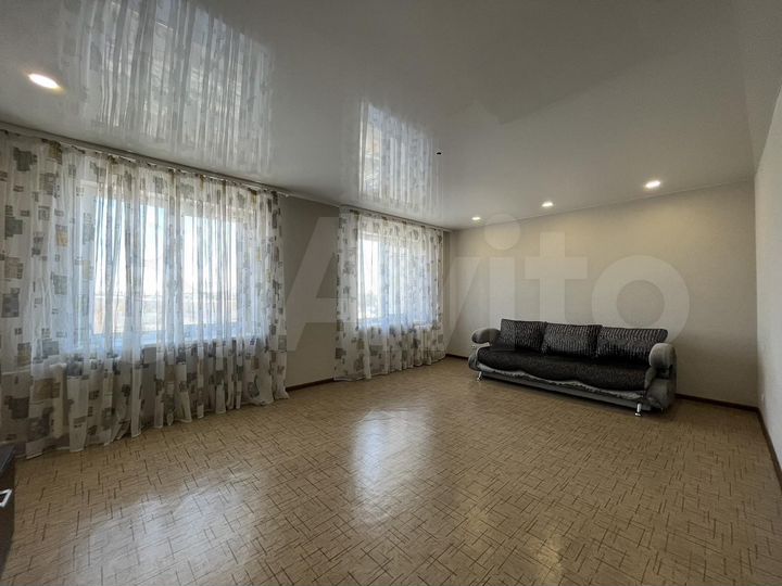 3-к. квартира, 125 м², 6/10 эт.