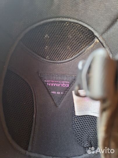 Шлем для конного спорта