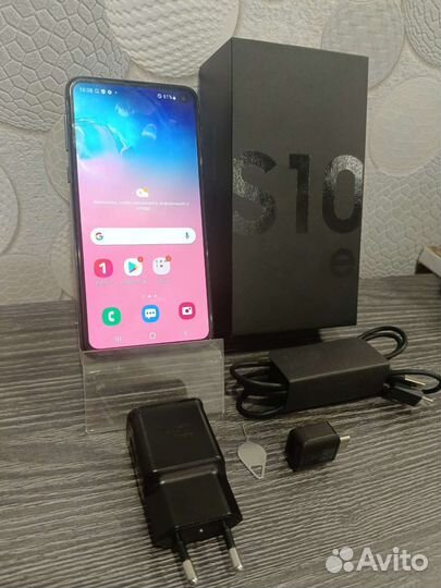 Телефон Samsung galaxy S10e 128Gb